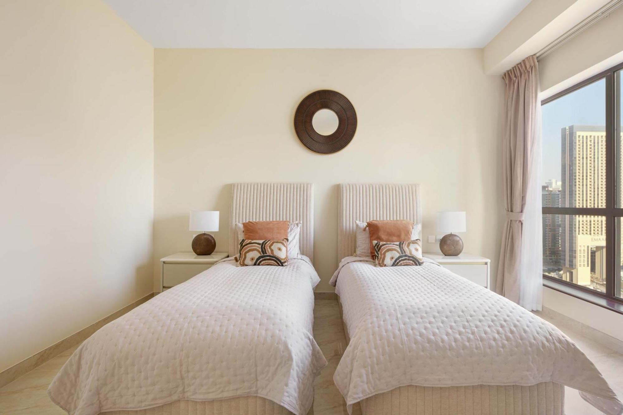 Happy Academia Jbr Apartment Dubai Bagian luar foto